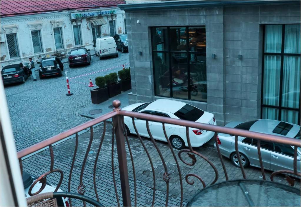 Sayulia Kutaisi Exteriör bild